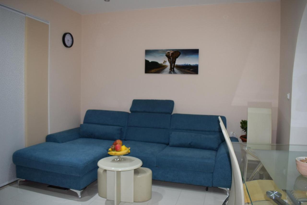 פודגורה Apartman Gabriel מראה חיצוני תמונה